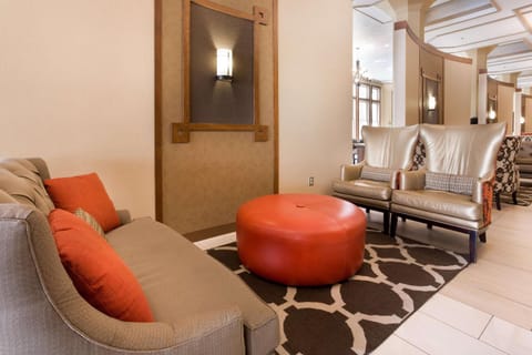Drury Inn & Suites San Antonio Riverwalk Hotel in San Antonio