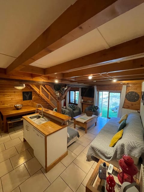 Le CHAL HEUREUX bel appartement dans vieille ferme de montagne rénovée Apartment in Provence-Alpes-Côte d'Azur