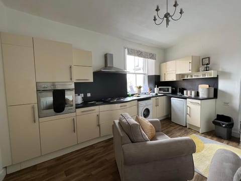 Stylish 2nd Floor Georgian 1 Bedroom Apartment Appartamento in Dumfries