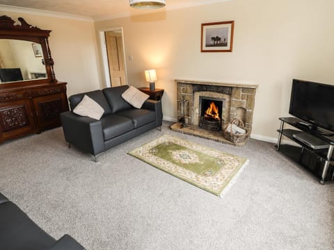 Sandmartins House in Wales