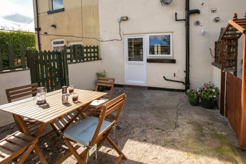 Inner courtyard view