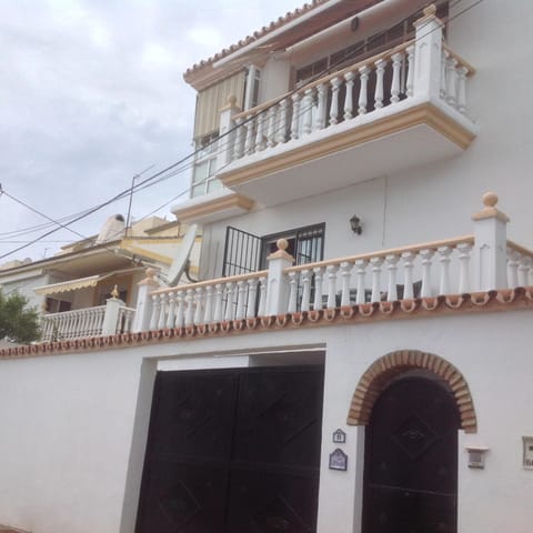 Casa Felicidad Villa in Fuengirola