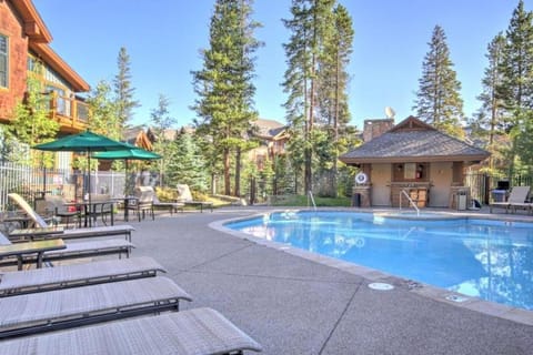Mountain Thunder Lodge 3 Bedroom Vacation Rental In Breckenridge With Access To A Hot Tub Just Two Blocks From Main Street Haus in Breckenridge