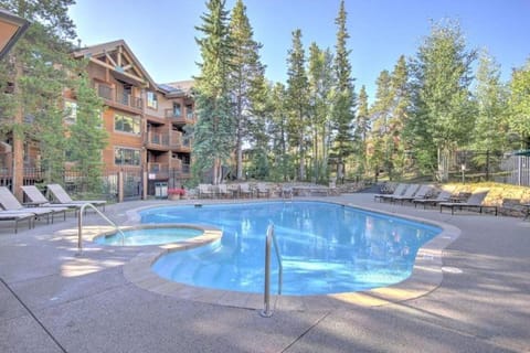 Mountain Thunder Lodge 3 Bedroom Vacation Rental In Breckenridge With Access To A Hot Tub Just Two Blocks From Main Street Haus in Breckenridge