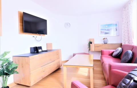 TV and multimedia, Living room