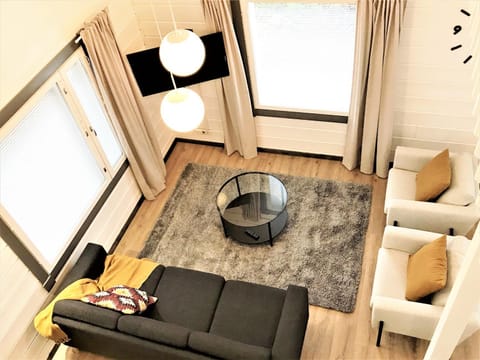 TV and multimedia, Living room, Seating area, Bedroom