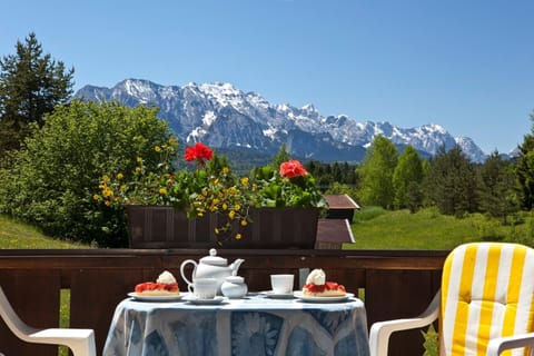 Garden view, Mountain view