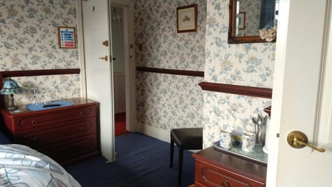 Hollingworth Lake Guest House Room Only Accommodation Bed and Breakfast in Calderdale