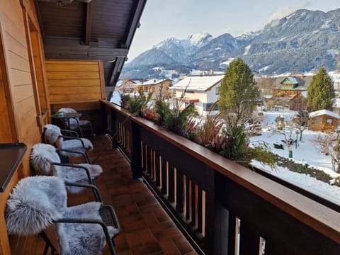 Winter, View (from property/room), Balcony/Terrace, Mountain view