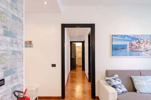 Living room, Decorative detail