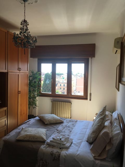 Panoramic and bright penthouse is waiting for you Appartement in Rome