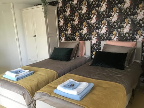 B & B Rosamie Bed and Breakfast in Vlissingen