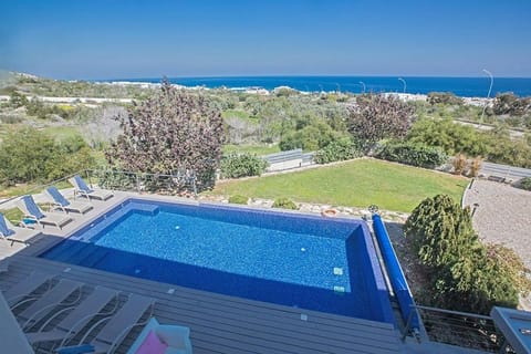 Villa Kono Sunshine - Luxury 4 Bedroom Cape Greco - Villa Close to Beach with Panoramic Views Villa in Protaras
