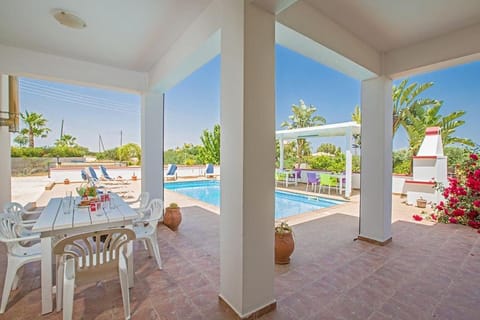 Villa Akefalo - Beautiful 3 Bedroom Protaras Villa with Private Pool - Close to Amenities Villa in Protaras