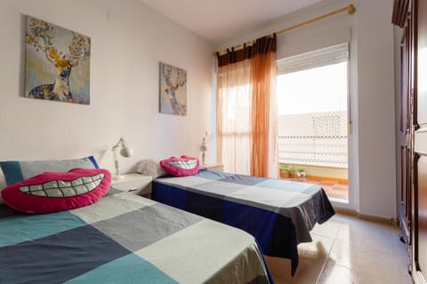 IMPERIAL Rota-Central free parking by Cadiz4Rentals Condo in Rota