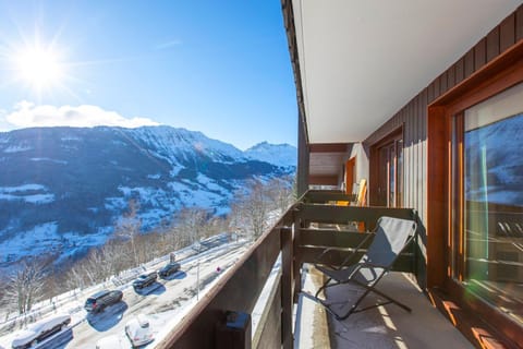 Natural landscape, Winter, Balcony/Terrace, Mountain view