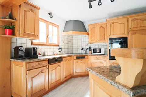 Property building, stove, stove, kitchen, kitchen