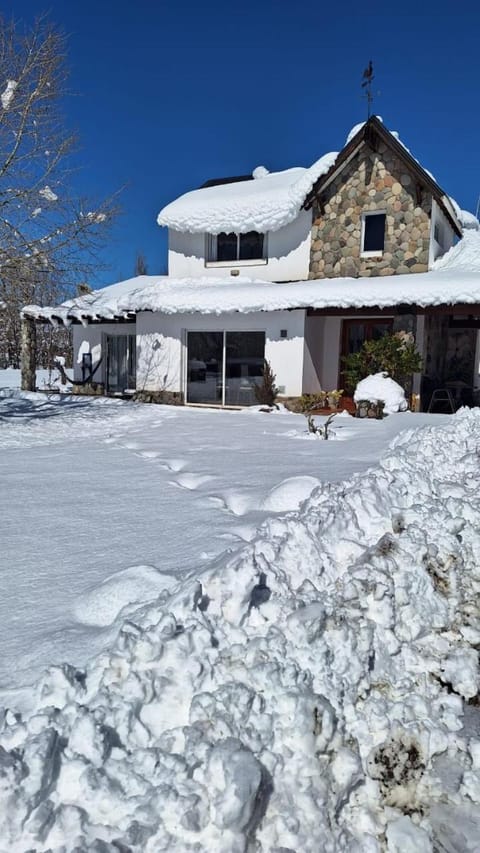 Cabañas Terruños de Pilar House in Mendoza Province Province