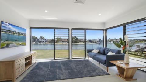 FLOATING ON THE CANALS - 80 COMMODORE CRES Maison in Port Macquarie
