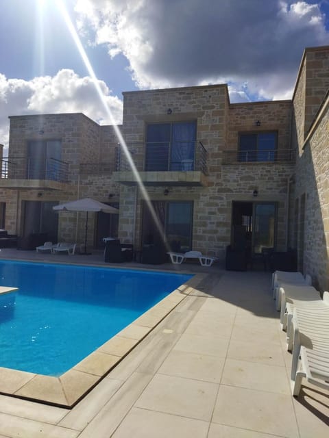 Villa Stylianos retreat Villa in Crete