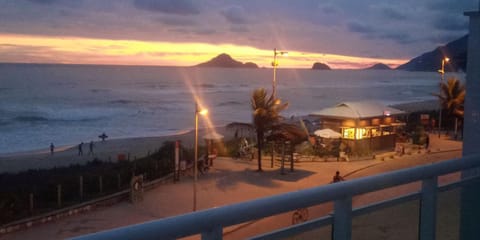 Balcony/Terrace, Sea view, Sunrise