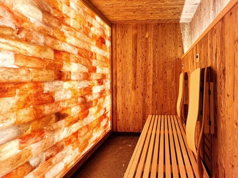 Sauna, Spa and wellness centre/facilities