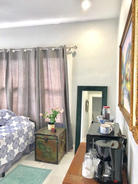 Sunny and Charming Suite next to MIA - 5G Vacation rental in Miami