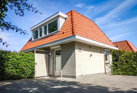 VacationVilla Noordwijk Casa in Noordwijkerhout