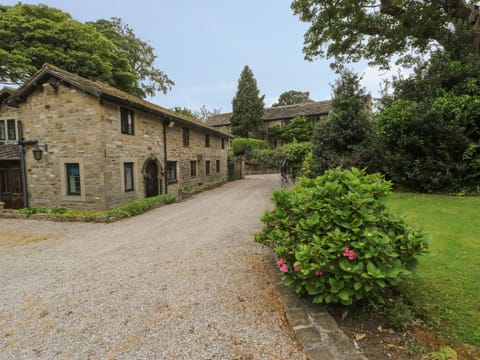 Ryecroft Barn House in Craven District