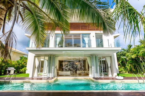 Luxury Villa Waterfall with Private Pool, BBQ & Maid Villa in Punta Cana