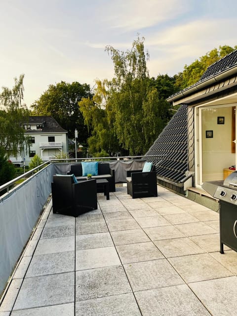 BBQ facilities, Balcony/Terrace