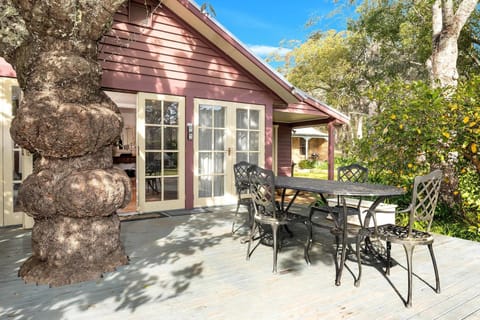 LAVENDER COTTAGE Alpine Southern Highlands 4pm Check Out Sundays Casa in Alpine