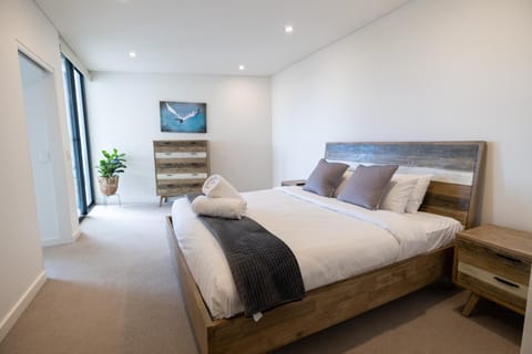 Enjoy Penthouse Living in the CBD! Sleeps 8 Wohnung in North Wagga Wagga