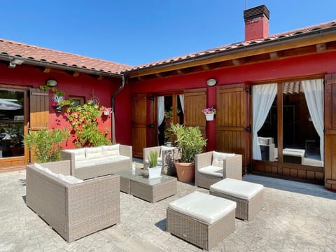 Casa Orgi, alojamiento turístico con encanto en Ultzama House in Navarre