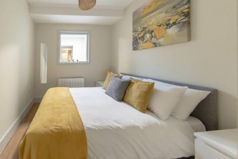Apartment 3, Isabella House, Aparthotel, By RentMyHouse Eigentumswohnung in Hereford