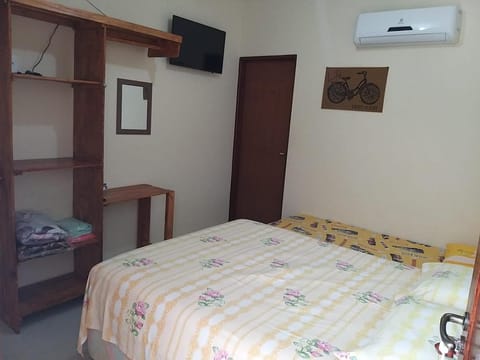 Bed, TV and multimedia, Bedroom, air conditioner