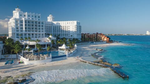 Riu Palace Las Americas - All Inclusive - Adults Only Resort in Cancun