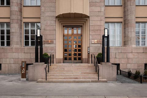 Property building, Facade/entrance, On site