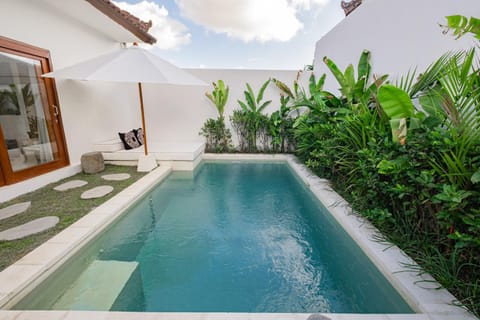 Luxury 2 bedrooms villa Putih Pererenan Villa in North Kuta