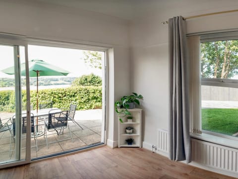 Bryn Y Mor House in Wales