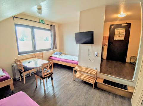 Monteurunterkunft - Hotel-Pension Schlafpunkt in Leverkusen bei Köln Bed and Breakfast in Leverkusen