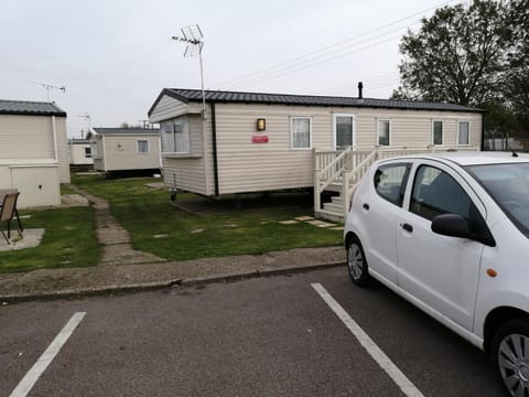 617 seawick Campground/ 
RV Resort in Tendring District