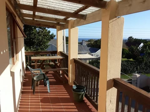 Yonz Self Catering Units Bed and Breakfast in Port Alfred