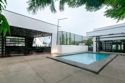 Balcony/Terrace, Swimming pool