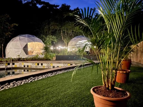 Blackwood Nature Villa with Pool and Trail Villa in Antipolo