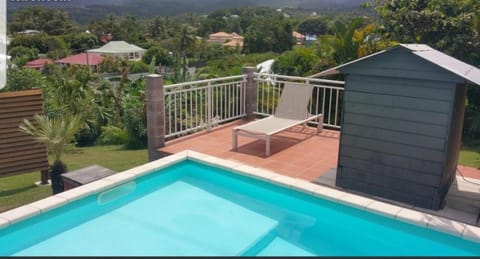 Balcony/Terrace, sunbed