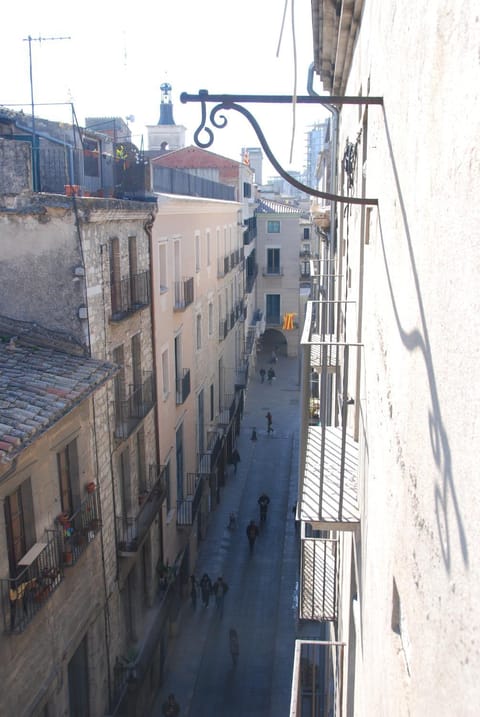 Pensió Viladomat Bed and Breakfast in Girona