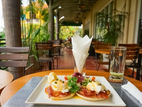 Garden, Breakfast, Breakfast