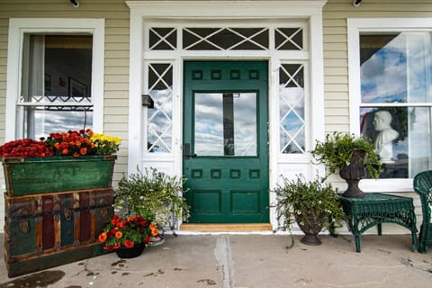 Property building, Facade/entrance