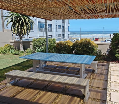 Orca View Melkbosstrand Apartment in Cape Town